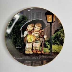 MJ Hummel Stormy Weather Collector Plate Danbury Mint Little Companions